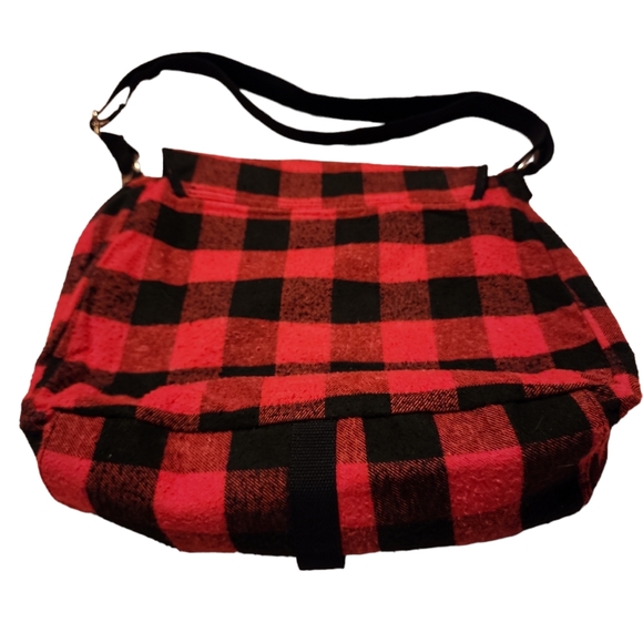 Red and black Buffalo check cross body messanger bag. - Picture 6 of 6